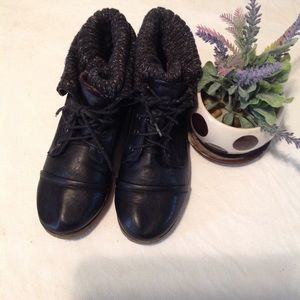 Nice and cute ancle high boot